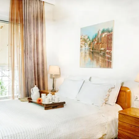 νοma Lejlighed Chalkís